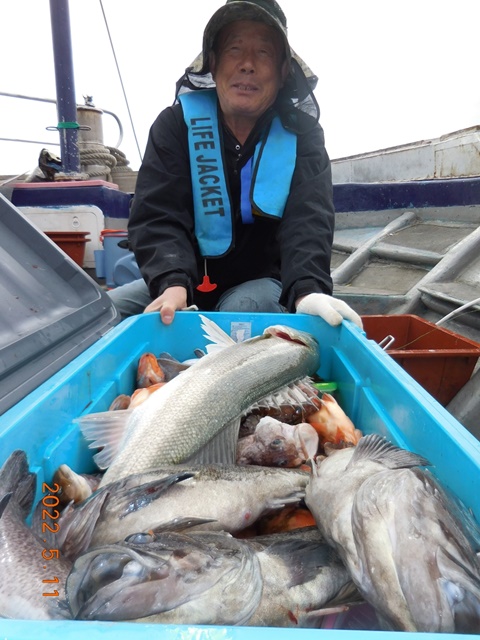 2022. 05. 11 ★ 젊은선장 "심선장" [보디가드호] 왕우럭+왕열기 조황 <<자리여유>>